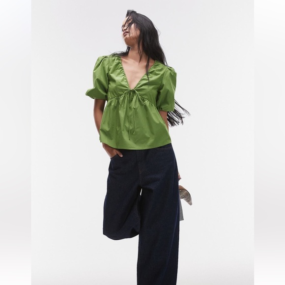 Poplin Puff Sleeve Top - Picture 4 of 4